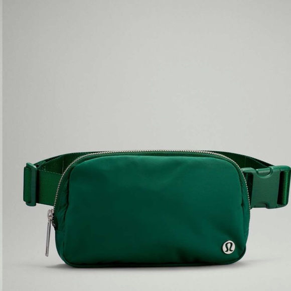 lululemon athletica Bags Lululemon Everywhere Belt Bag Everglade